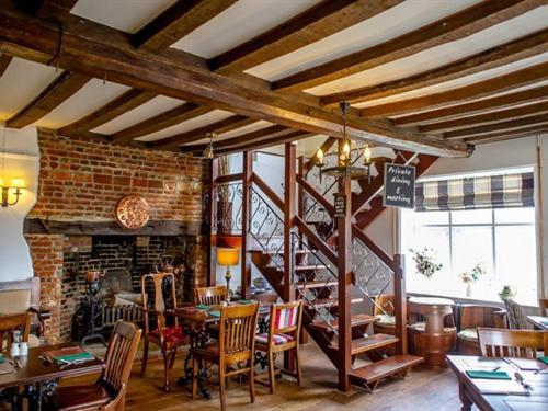 The White Horse Inn Eye  المظهر الخارجي الصورة